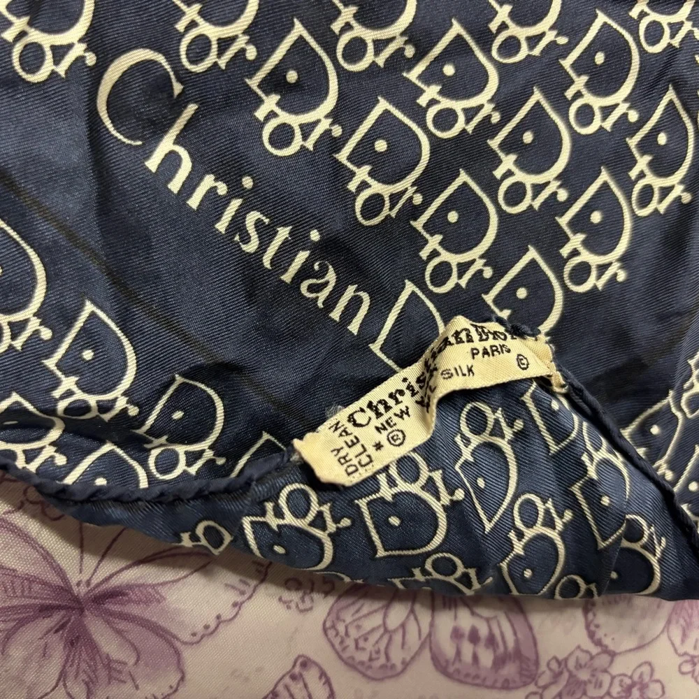 🌀💥Vintage Dior Navy Monogramed Silk Square Scarf